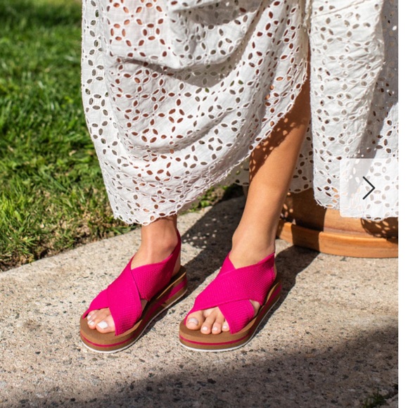 Yellow Box Miranda Knit Flatform Wedge Sandal SPORTYB™ Collection Pink Size 6.5 - Picture 1 of 17